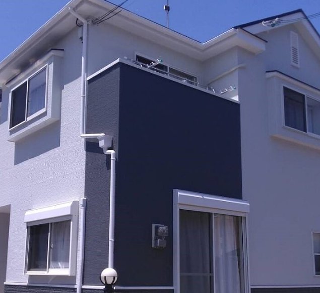 チャコール　外壁